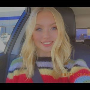 Meet your Posher, Adelle